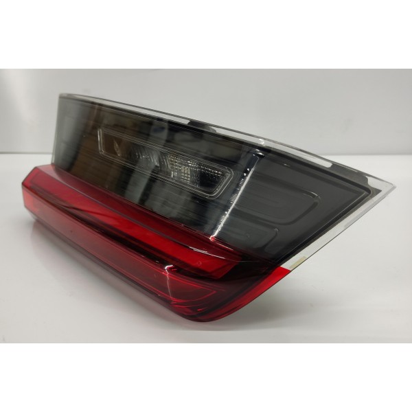 Lanterna Tampa Traseira Esquerda Bmw G20 Msport 320i 2024