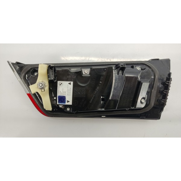 Lanterna Tampa Traseira Esquerda Bmw G20 Msport 320i 2024