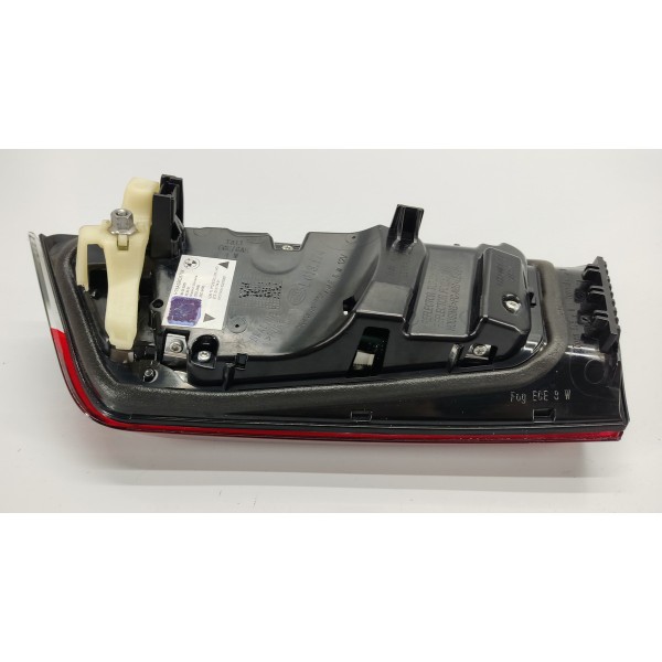 Lanterna Tampa Traseira Esquerda Bmw G20 Msport 320i 2024