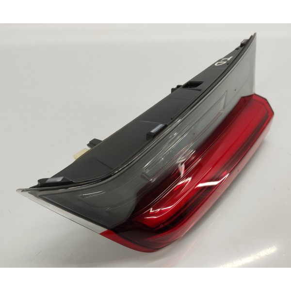 Lanterna Tampa Traseira Direita Bmw G20 Msport 320i 2024