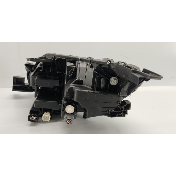 Farol Direito Pajero Sport 2022 2.4 Hpe