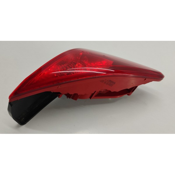 Lanterna Tampa Traseira L.d Peugeot 3008 1.6 Thp 2014