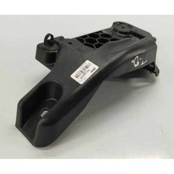 Suporte Guia Parachoque T.d Velar 2.0 P300 2020 J8a214d453bf