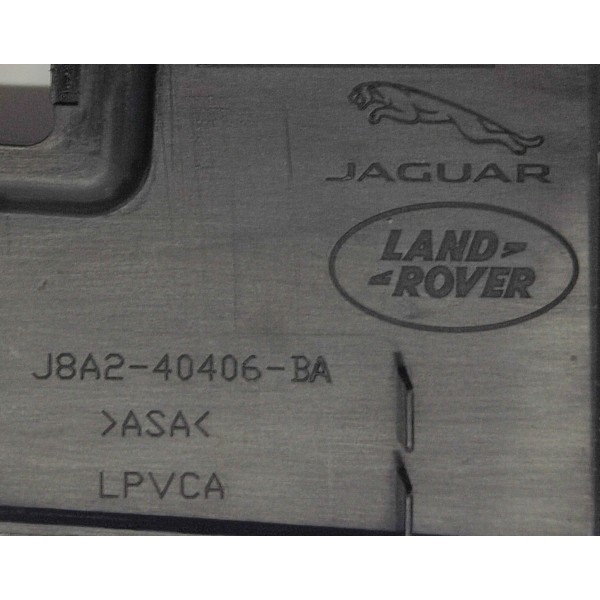Acabamento Moldura Tampa Porta Malas Velar 2.0 P300 2020