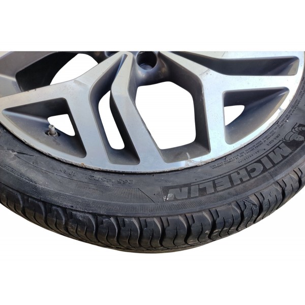 Roda R21 Velar 2.0 P300 2020 Pneu Ruim Detalhe