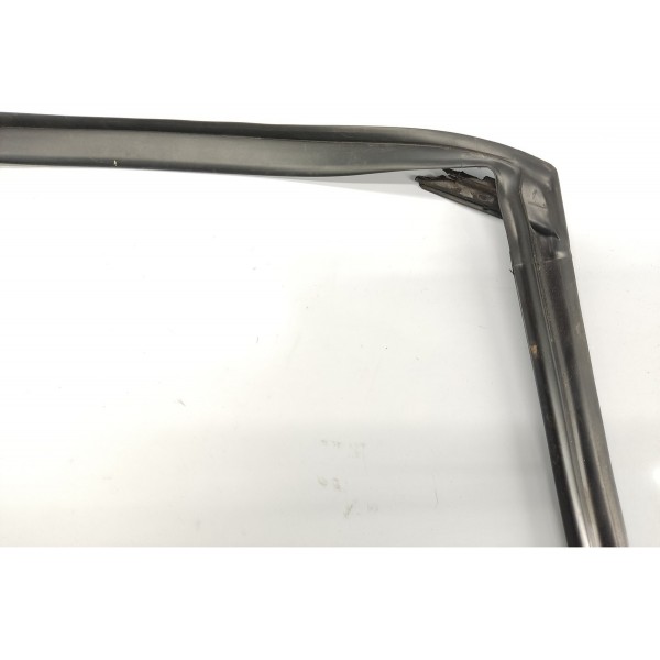 Borracha Fixa Superior Porta T.d Discovery Sport 2021 Borracha Fixa Superior Porta T.d Discovery Sport 2021