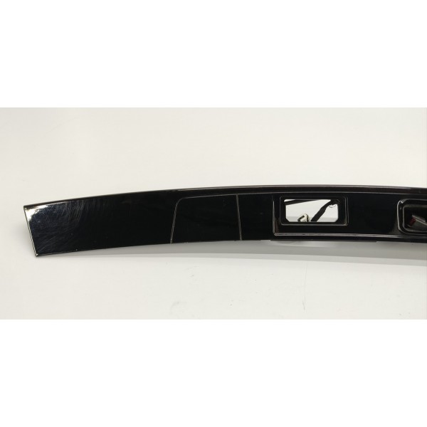 Moldura Tampa Traseira Luz Placa Discovery Sport 2021 Diesel