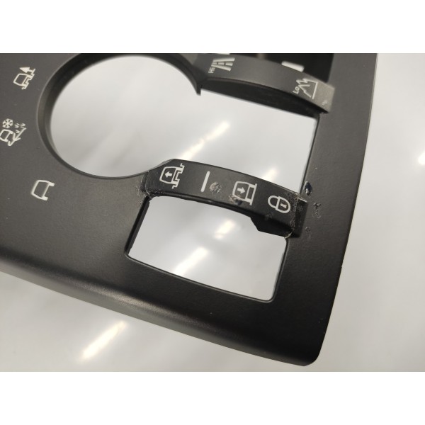 Moldura Console Cambio Traçao Range Rover Sport 2009 Detalhe Preto Moldura Console Cambio Traçao Range Rover Sport 2009 Detalhe Preto