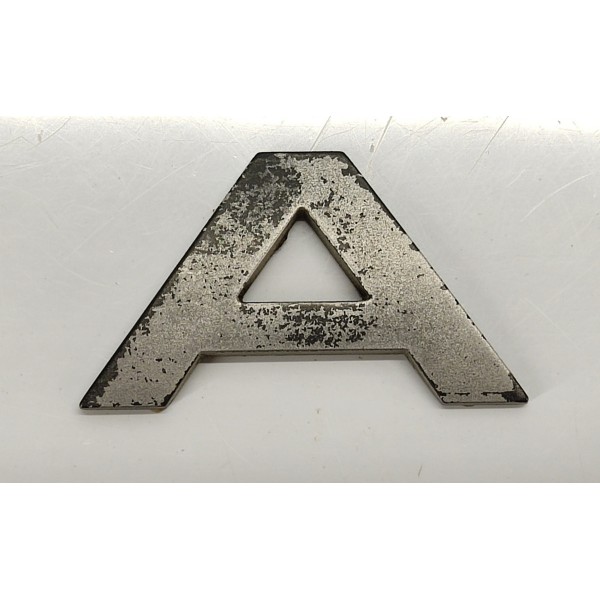 Emblema Letra A Capo Range Rover Sport 2009 Prateado Emblema Letra A Capo Range Rover Sport 2009 Prateado