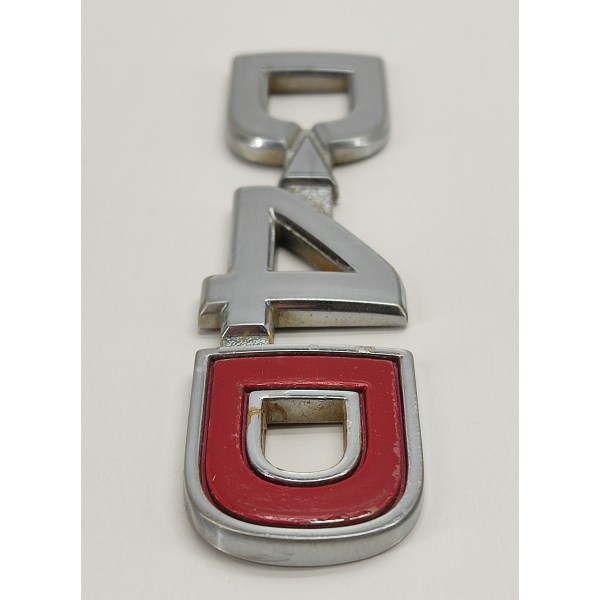 Emblema Porta D4d Toyota Hilux 3.0 2009 Prateado Emblema Porta D4d Toyota Hilux 3.0 2009 Prateado