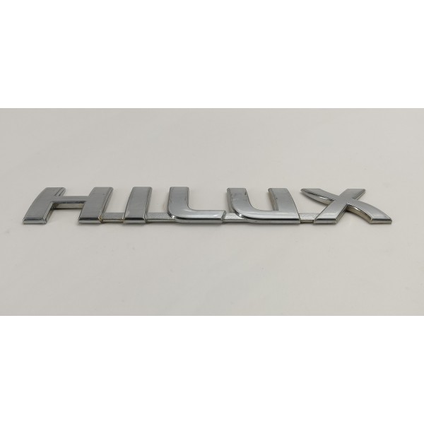 Emblema Letreiro Porta Toyota Hilux 3.0 2009 01 Prateado Emblema Letreiro Porta Toyota Hilux 3.0 2009 01 Prateado