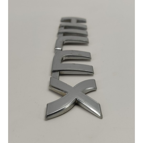 Emblema Letreiro Porta Toyota Hilux 3.0 2009 01 Prateado Emblema Letreiro Porta Toyota Hilux 3.0 2009 01 Prateado