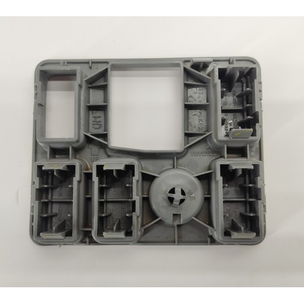 Moldura Botao Retrovisor Toyota Hilux 3.0 2009 Moldura Botao Retrovisor Toyota Hilux 3.0 2009