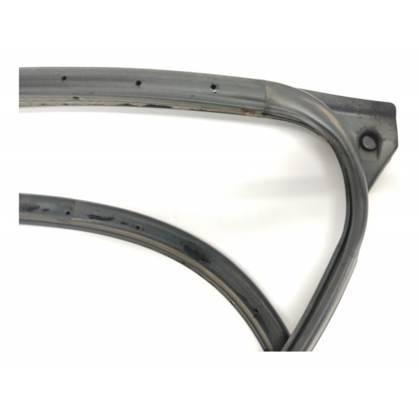 Borracha Fixa Porta T.e Toyota Hilux 3.0 2009 678720k010