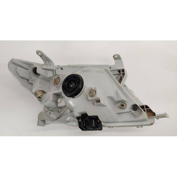 Farol Esquerdo Paralelo Toyota Hilux 3.0 2009 Esquerdo/motorista Farol Esquerdo Paralelo Toyota Hilux 3.0 2009 Esquerdo/motorista