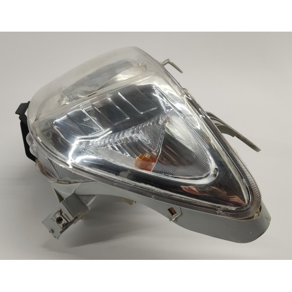 Farol Esquerdo Paralelo Toyota Hilux 3.0 2009 Esquerdo/motorista Farol Esquerdo Paralelo Toyota Hilux 3.0 2009 Esquerdo/motorista