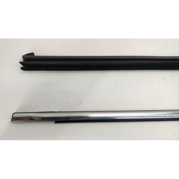 Pestana Interna Externa Porta T.e Ford Ranger Limited 2024