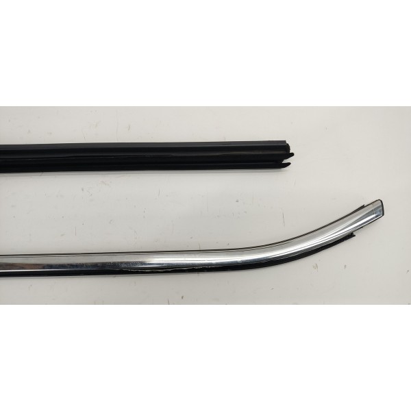 Pestana Interna Externa Porta T.e Ford Ranger Limited 2024