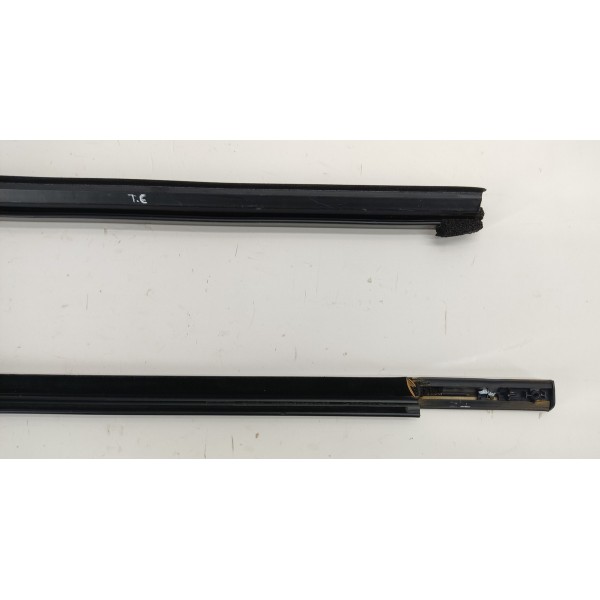 Pestana Interna Externa Porta T.e Ford Ranger Limited 2024