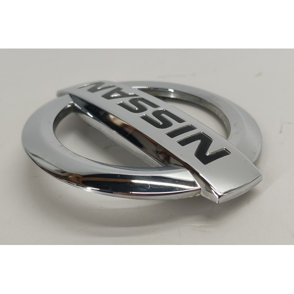Emblema Tampa Traseira Nissan Sentra 2.0 2011 Prateado