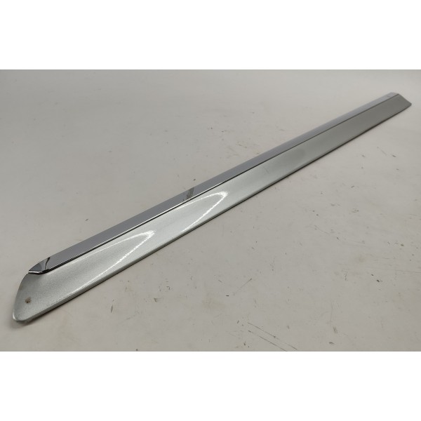 Friso Porta D.e Nissan Sentra 2.0 2011 80871zt5ac Prateado