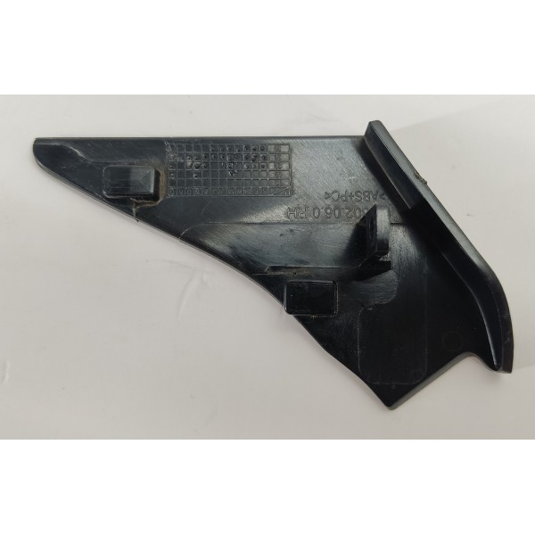 Acabamento Lanterna T.t L.d Tracker 1.2 Turbo 2023 03802060