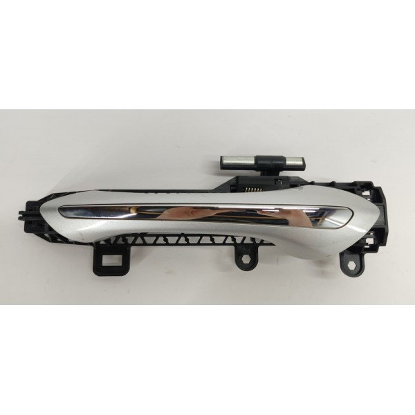 Maçaneta Externa Porta T.e Gm Tracker 1.2 Turbo 2023 Cinza Traseira