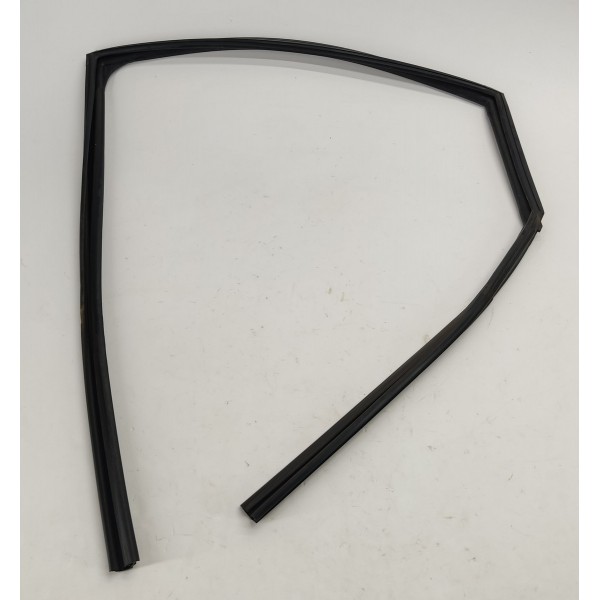 Borracha Guarnição Porta T.e Gm Tracker 1.2 Turbo 2023