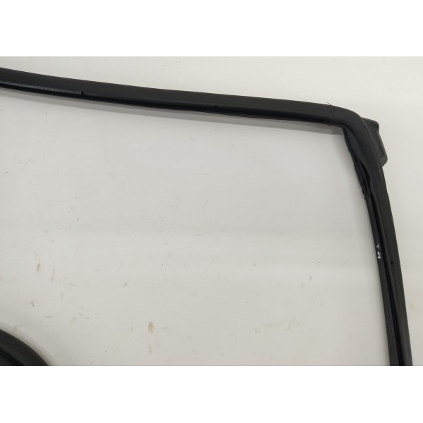 Borracha Fixa Porta T.d Gm Tracker 1.2 Turbo 2023 Preto