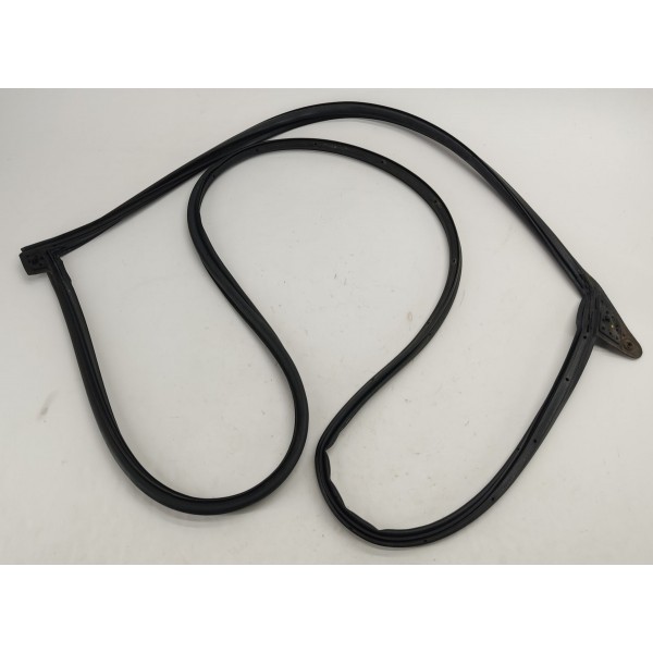 Borracha Fixa Porta D.d Gm Tracker 1.2 Turbo 2023 Preto