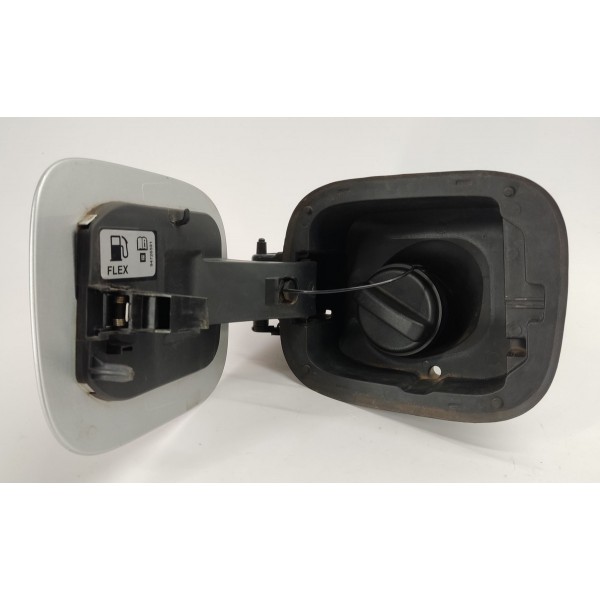 Tampa Portinhola Tanque Gm Tracker 1.2 Turbo 2023 Prateado 2023