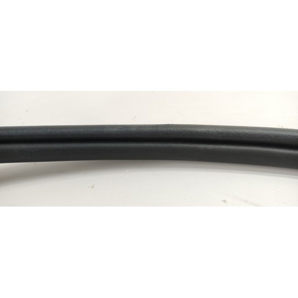 Borracha Carroceria Tampa Traseira Tracker 1.2 Turbo 2023 Preto