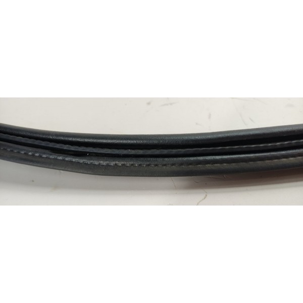 Borracha Carroceria Tampa Traseira Tracker 1.2 Turbo 2023 Preto