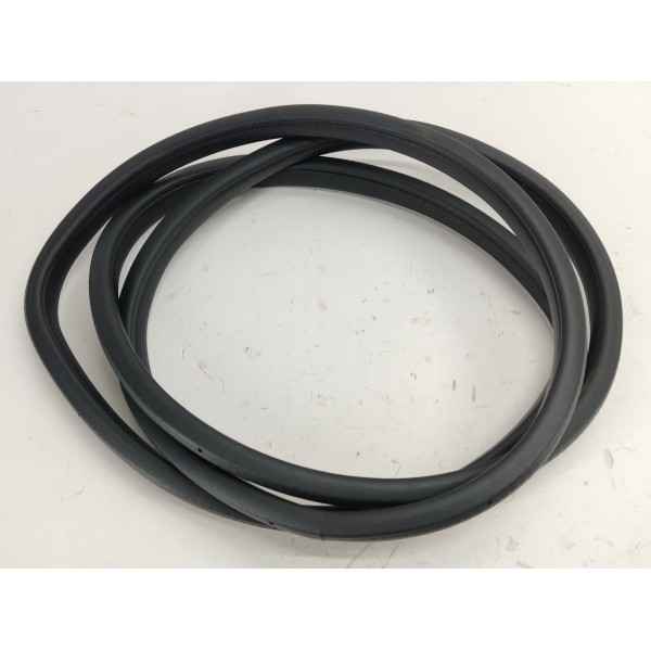 Borracha Carroceira T.d Gm Tracker 1.2 Turbo 2023 Preto