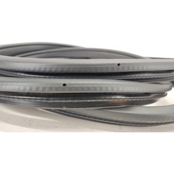 Borracha Carroceira T.d Gm Tracker 1.2 Turbo 2023 Preto