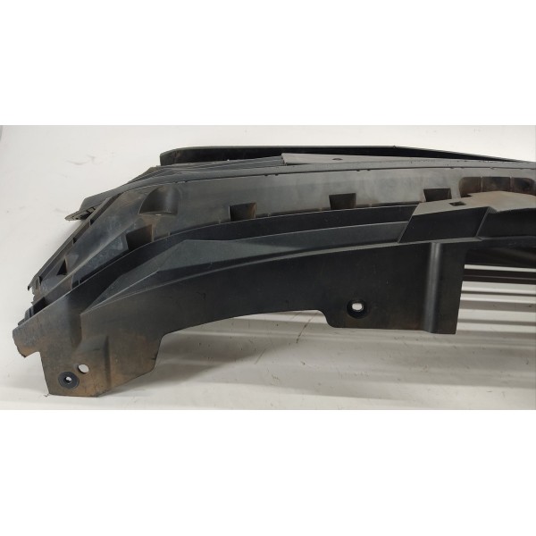 Grade Parachoque Dianteiro Gm Tracker 1.2 Turbo 2023 Detalhe Preto Fosco