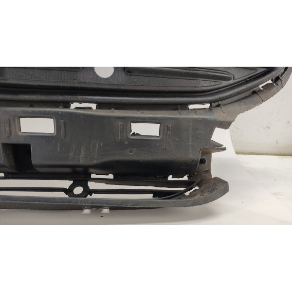 Grade Parachoque Dianteiro Gm Tracker 1.2 Turbo 2023 Detalhe Preto Fosco