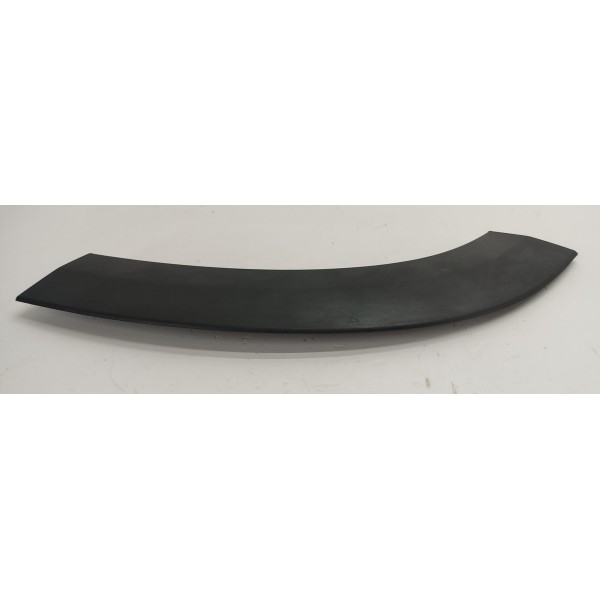 Friso Moldura Paralama Roda T.d Gm Tracker 1.2 2023 26275879 Preto