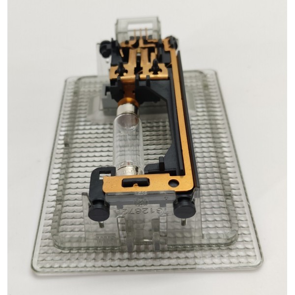 Luz Cortesia Teto Traseira Gm Tracker 1.2 Turbo 2023 8463300