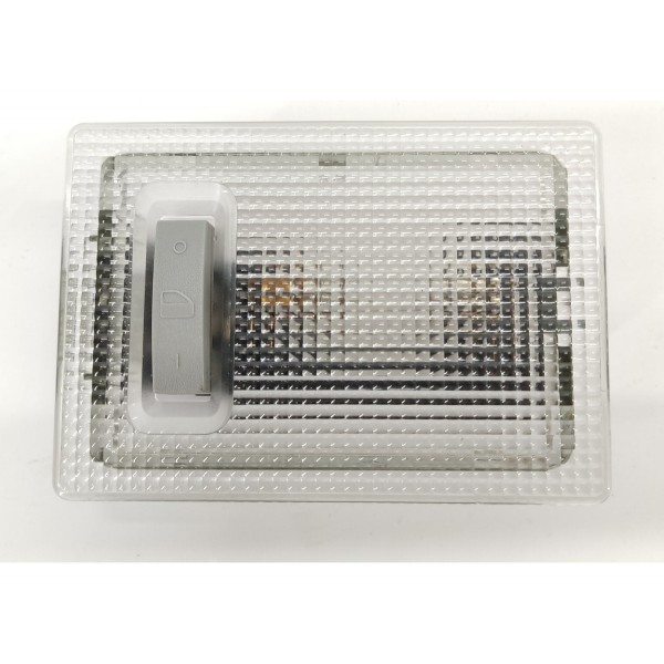 Luz Cortesia Teto Traseira Gm Tracker 1.2 Turbo 2023 8463300