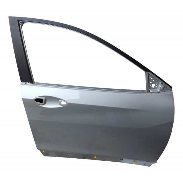 Porta Dianteira Direita Chevrolet Tracker 1.2 Turbo 2023 Direito Prateado