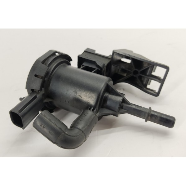Valvula Canister Mercedes C180 1.6 2017 A0014760532
