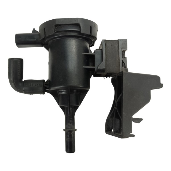 Valvula Canister Mercedes C180 1.6 2017 A0014760532