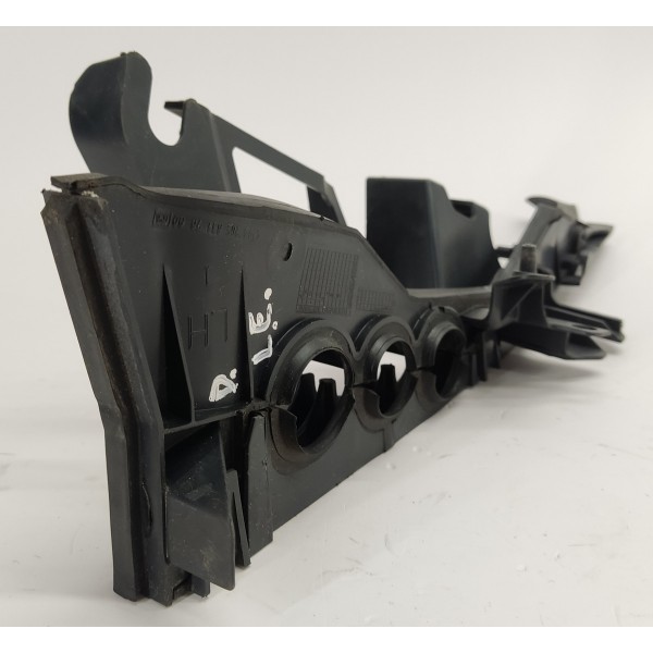 Acabamento Suporte Chicote D.e C180 1.6 2017 A2058317800