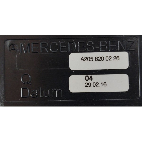 Entrada Usb Sd Mercedes C180 1.6 2017 A2058200226 Preto