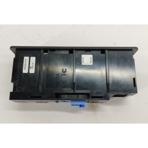 Entrada Usb Sd Mercedes C180 1.6 2017 A2058200226 Preto