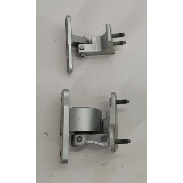 Dobradiça Porta D.e Mercedes C180 1.6 2017