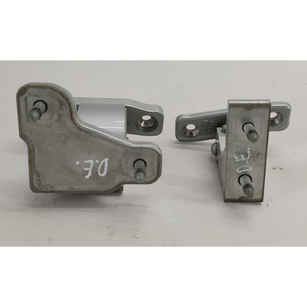 Dobradiça Porta D.e Mercedes C180 1.6 2017