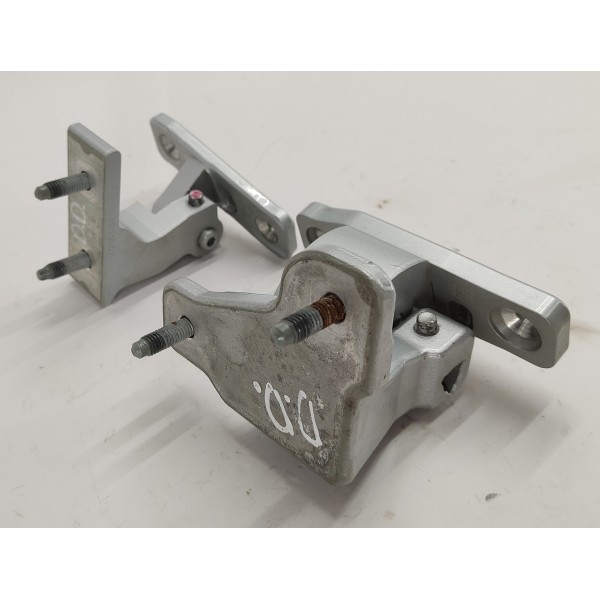 Dobradiça Porta D.d Mercedes C180 1.6 2017