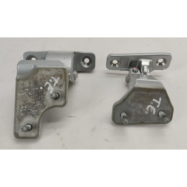 Dobradiça Porta T.e Mercedes C180 1.6 2017